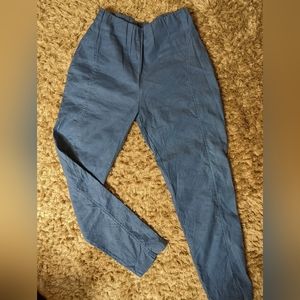 Cut loose linen blend pants